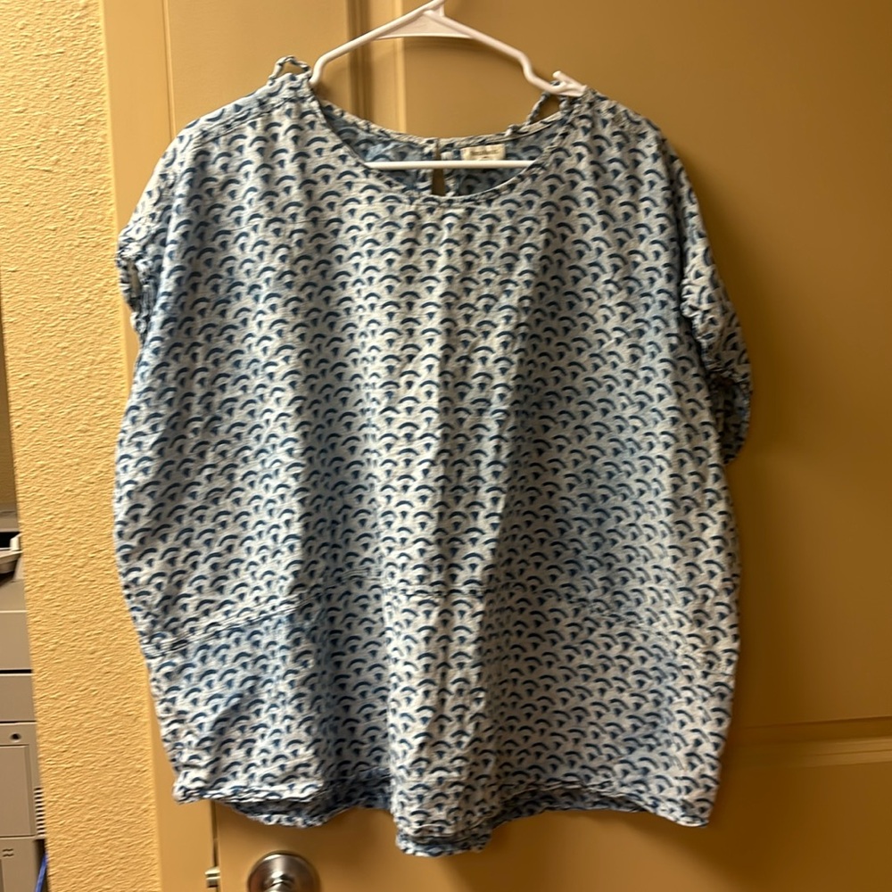 Lightweight summer top